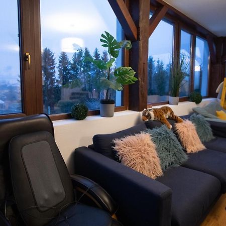 Maison De L'Amour Brebu Nou Exteriör bild